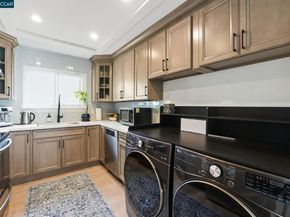 83 Miramonte Dr, Moraga CA 94556