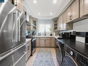 83 Miramonte Dr, Moraga CA 94556