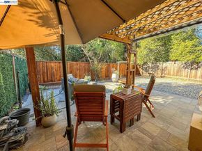 863 Palomino Dr, Pleasanton CA 94566