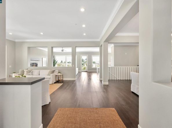 1100 Dunsyre Dr, Lafayette CA 94549