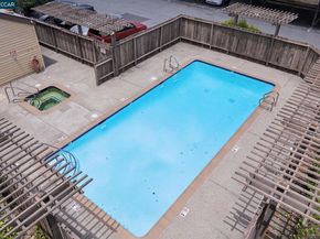99 Cleaveland Rd 15, Pleasant Hill CA 94523