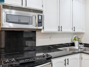 99 Cleaveland Rd 15, Pleasant Hill CA 94523