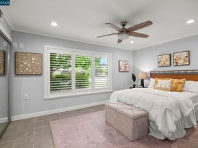 1100 Singingwood 8, Walnut Creek CA 94595