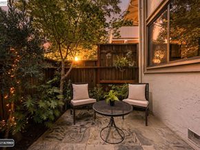 20720 4Th St 3, Saratoga CA 95070