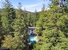 20720 4Th St 3, Saratoga CA 95070