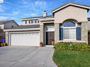 15100 Shining Star Ln, San Leandro CA 94579
