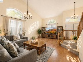 15100 Shining Star Ln, San Leandro CA 94579