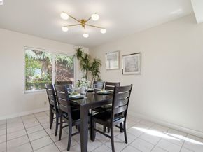 27966 El Portal Dr, Hayward CA 94542