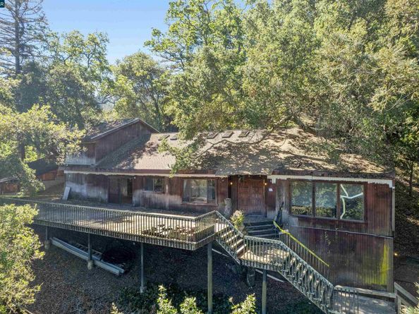3391 Woodview Dr, Lafayette CA 94549