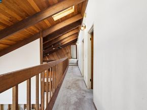 3391 Woodview Dr, Lafayette CA 94549