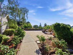 100 Sky Ranch Ln, Pleasant Hill CA 94523