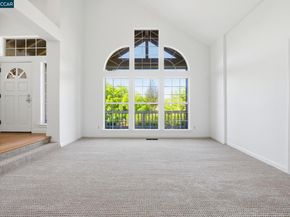 100 Sky Ranch Ln, Pleasant Hill CA 94523