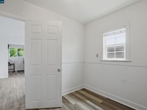 10 12 Street, Richmond CA 94801