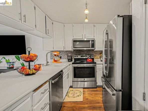 1454 Newhall Pkwy, Concord CA 94521