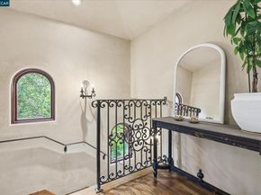 80 Rheem Blvd, Orinda CA 94563