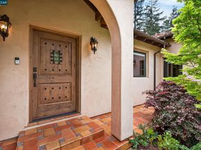 80 Rheem Blvd, Orinda CA 94563