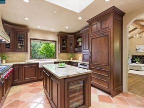80 Rheem Blvd, Orinda CA 94563
