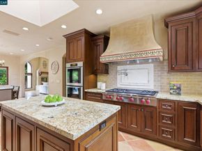 80 Rheem Blvd, Orinda CA 94563