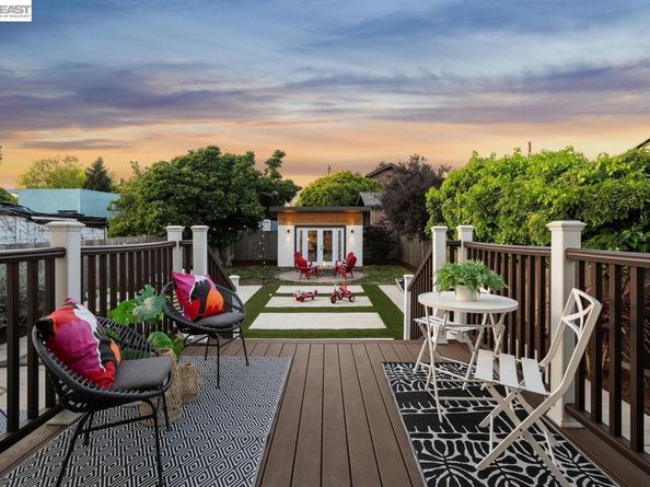 1539 Blake Street, Berkeley CA 94703