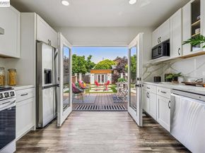 1539 Blake Street, Berkeley CA 94703