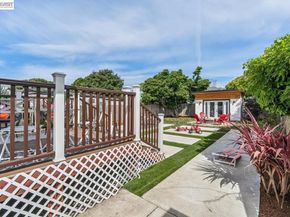 1539 Blake Street, Berkeley CA 94703