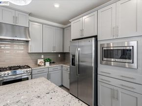 4052 Knightstown St, Dublin CA 94568