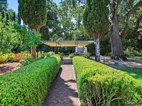 25 Amberwood Ln, Walnut Creek CA 94598