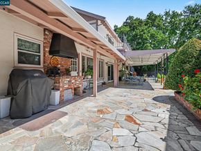 25 Amberwood Ln, Walnut Creek CA 94598