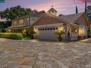 25 Amberwood Ln, Walnut Creek CA 94598
