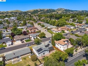 8591 Beverly Ln, Dublin CA 94568