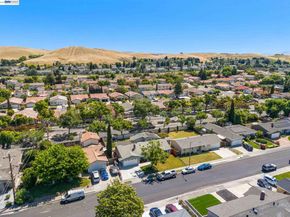 8591 Beverly Ln, Dublin CA 94568