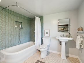 1016 Elbert St, Oakland CA 94602