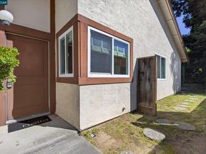 1040 Village Oaks, Martinez CA 94553