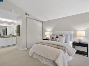1040 Village Oaks, Martinez CA 94553