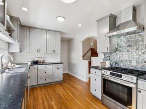 2435 Burlington St, Oakland CA 94602