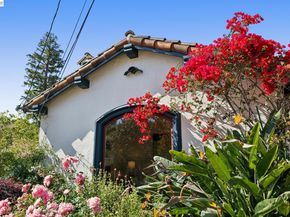 2435 Burlington St, Oakland CA 94602
