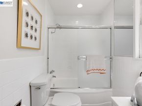 1210 Kendall Ct, Walnut Creek CA 94595