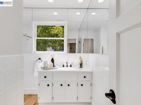 1210 Kendall Ct, Walnut Creek CA 94595