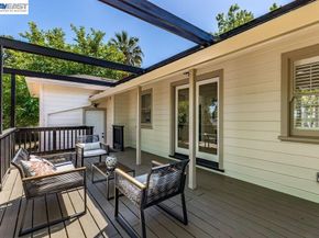 1210 Kendall Ct, Walnut Creek CA 94595