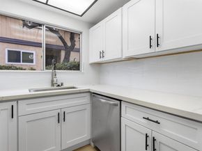 10401 Shaw St 401, Oakland CA 94605