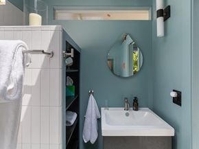 6434 Regent St, Oakland CA 94618