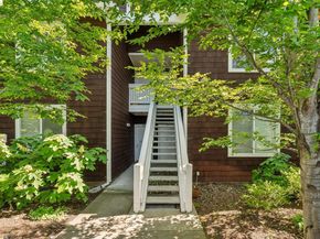 214 Bayside Ct, Richmond CA 94804