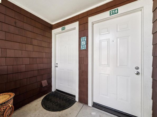 214 Bayside Ct, Richmond CA 94804