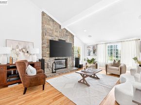 215 Arthur Ct, Danville CA 94526