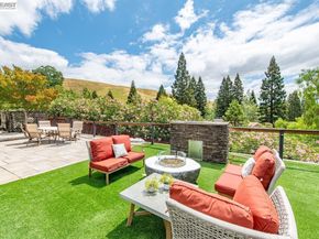 215 Arthur Ct, Danville CA 94526