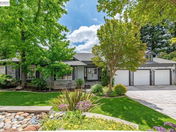 215 Arthur Ct, Danville CA 94526