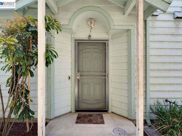 1486 Adeline St, Oakland CA 94607