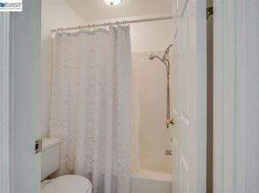 1486 Adeline St, Oakland CA 94607