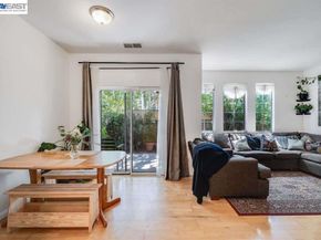 1486 Adeline St, Oakland CA 94607