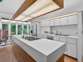 56 Camino Encinas, Orinda CA 94563